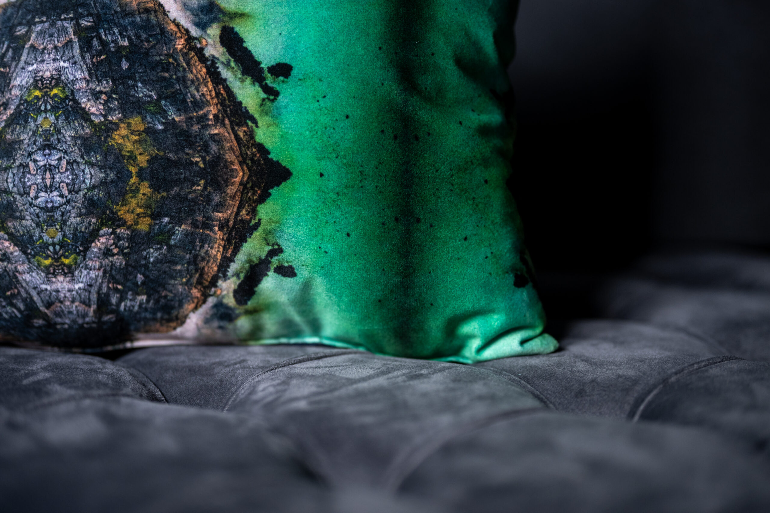The Tide -Coastal Drama in Velvet - Image 7